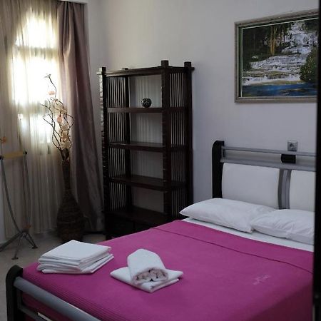 Irenes Apartment Kallithea  Eksteriør billede