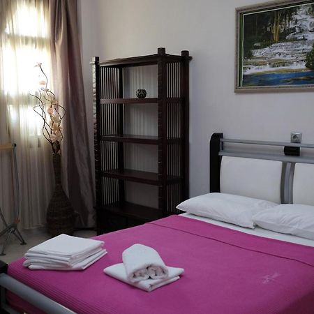 Irenes Apartment Kallithea  Eksteriør billede