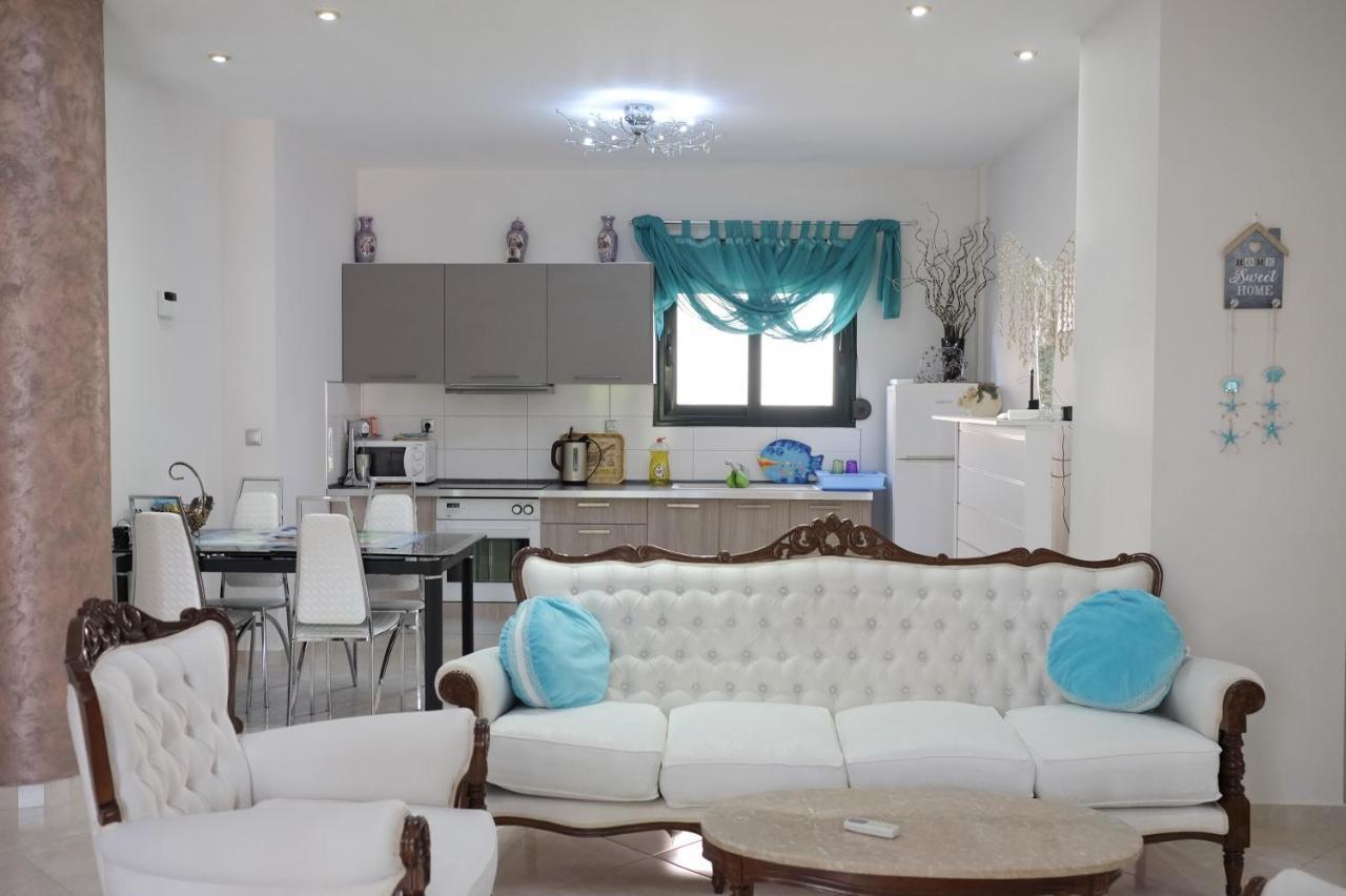 Irenes Apartment Kallithea  Eksteriør billede