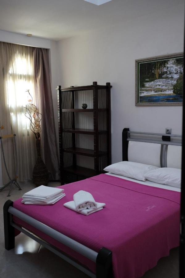 Irenes Apartment Kallithea  Eksteriør billede